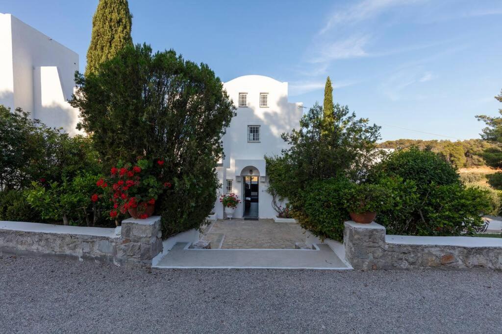 Retreat Villa By The Sea With Pool In Porto Heli Exterior foto